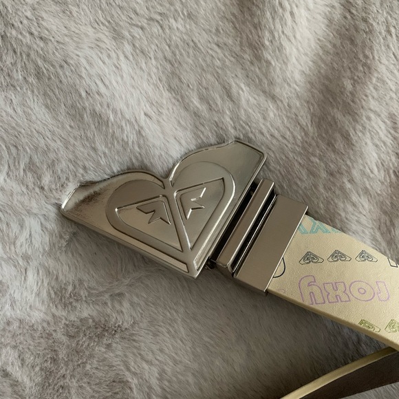 3 for $25 🛍 / Y2k Roxy Girls Patterned Logo Belt 🏄‍♀️ - Picture 4 of 6